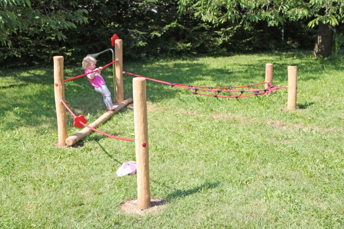 robinia playground equipment 